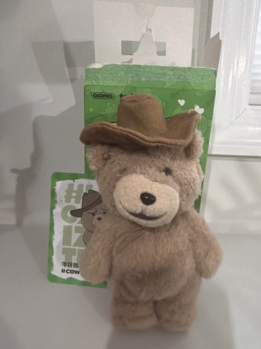 Pop mart ted action plush - action,